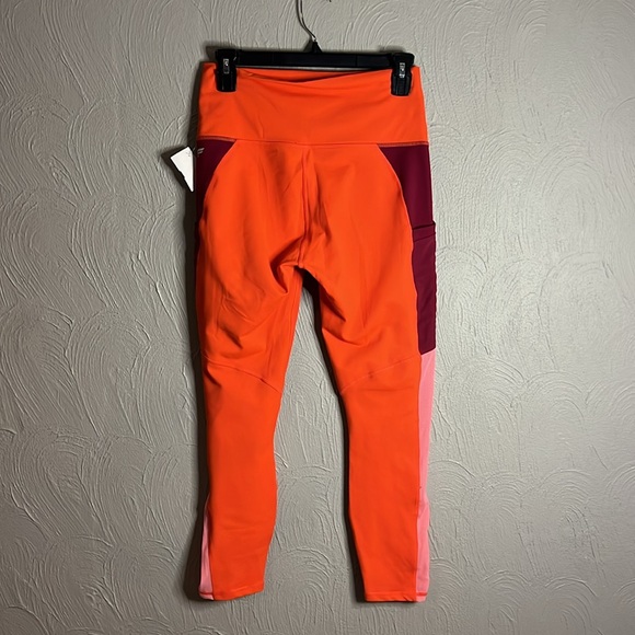 Fabletics Powerhold leggings with pockets in orange, pink, maroon size M - Picture 3 of 6